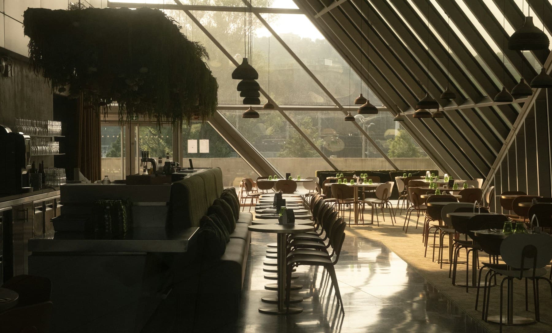 Serein fine-dining interior